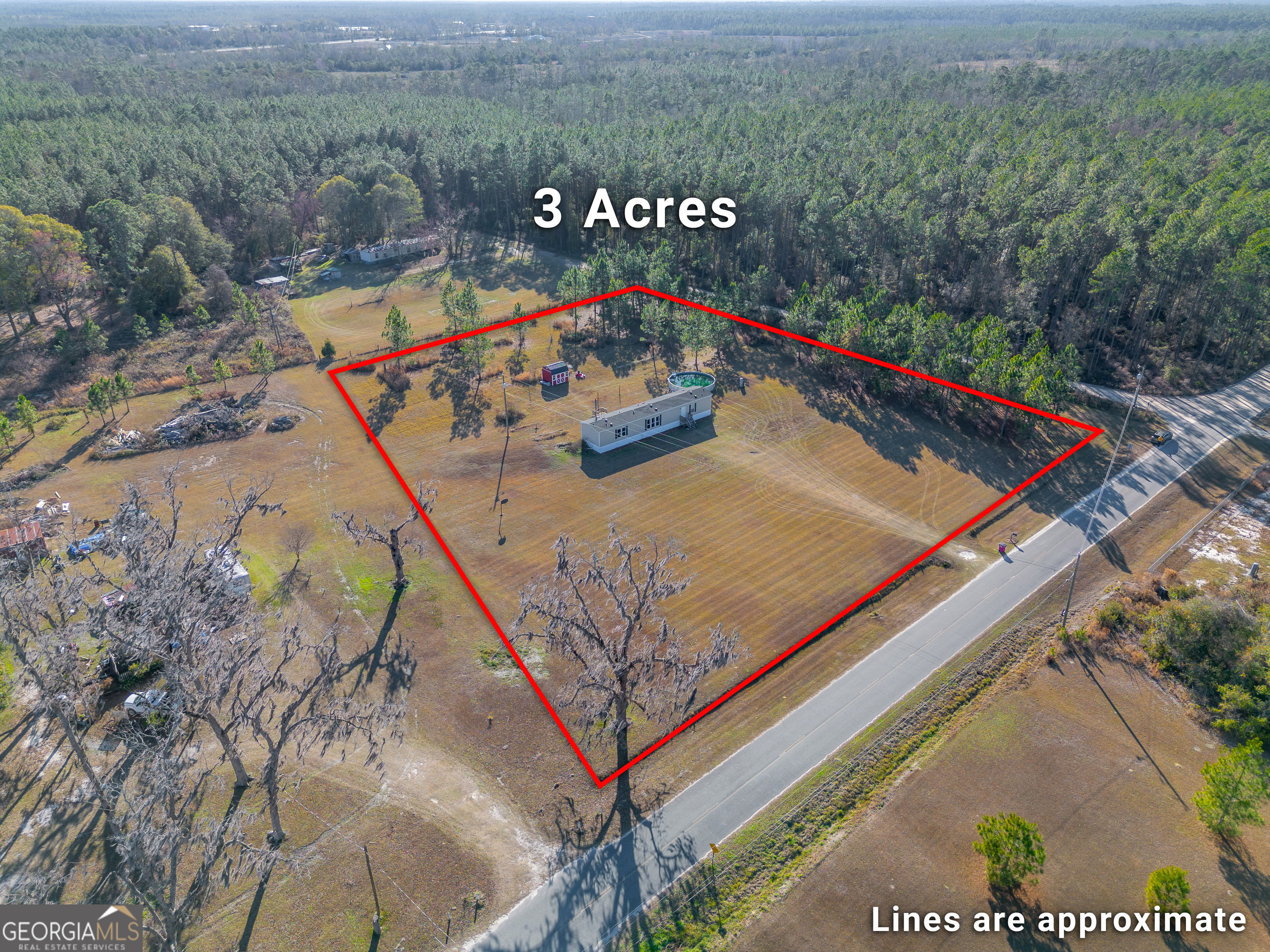 877 Leland Smith Road Homerville GA 31634