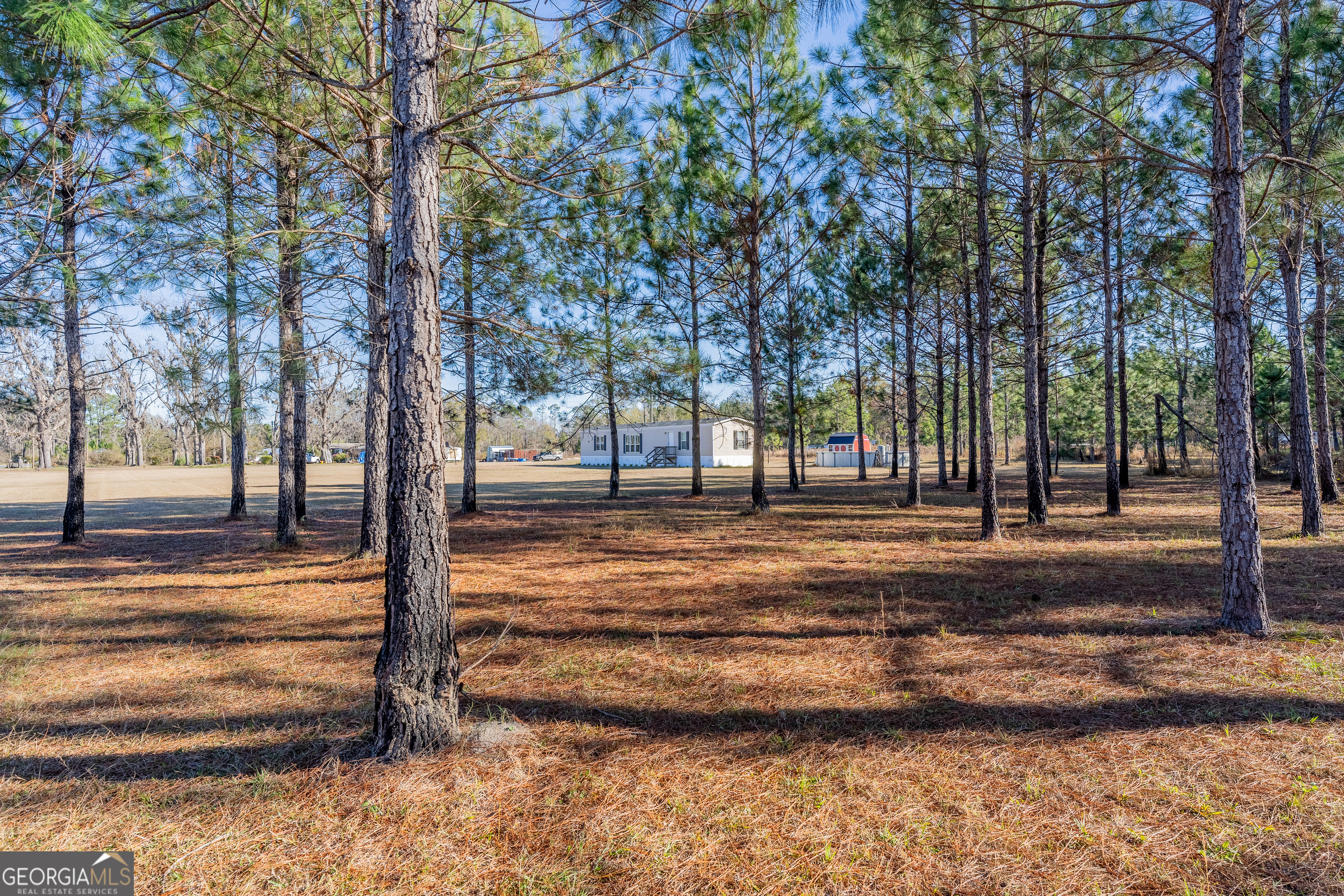 877 Leland Smith Road Homerville GA 31634