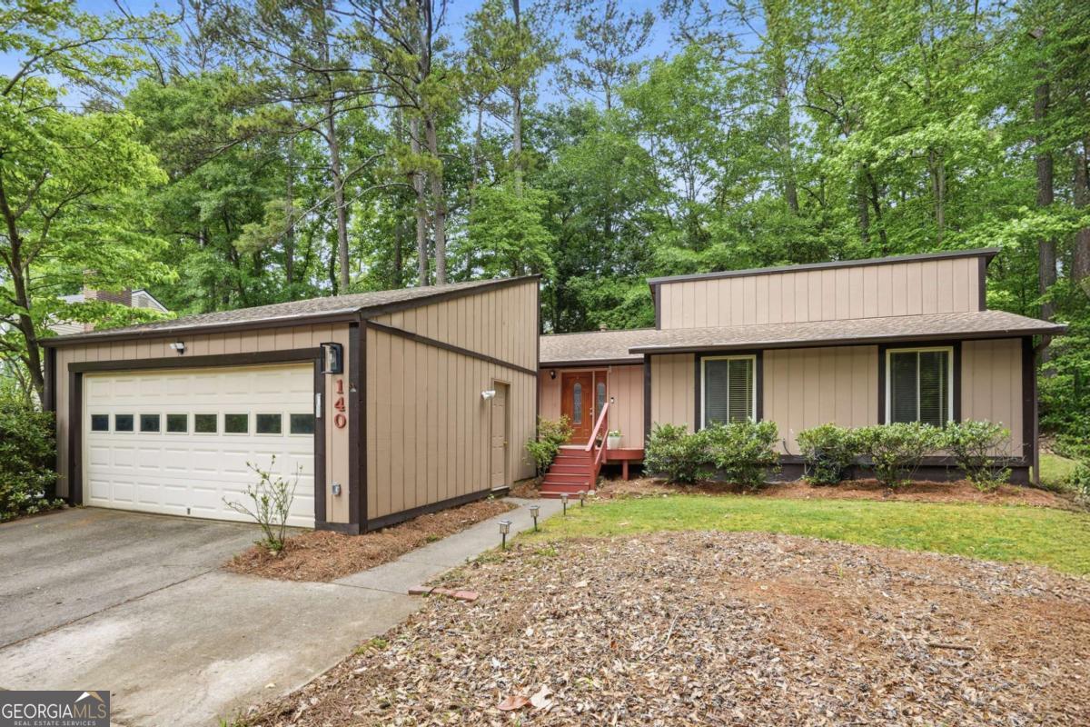 140 Hillside Lane Roswell GA 30076