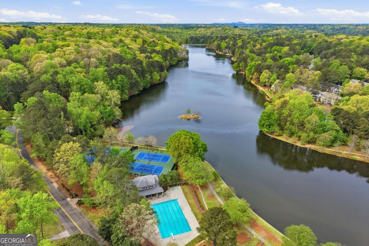 140 Hillside Lane Roswell GA 30076