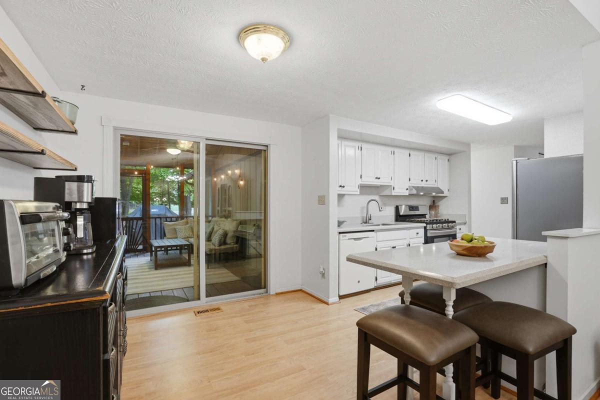 140 Hillside Lane Roswell GA 30076