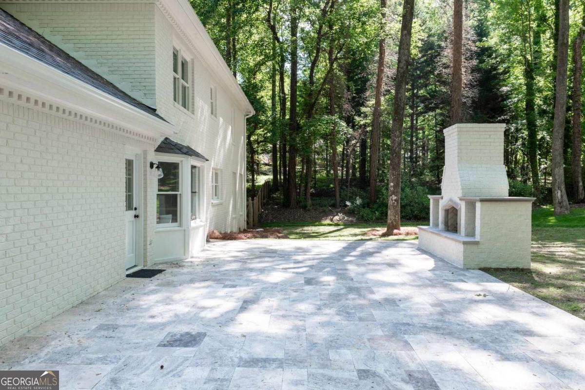 1080 Willow Bend Roswell GA 30075