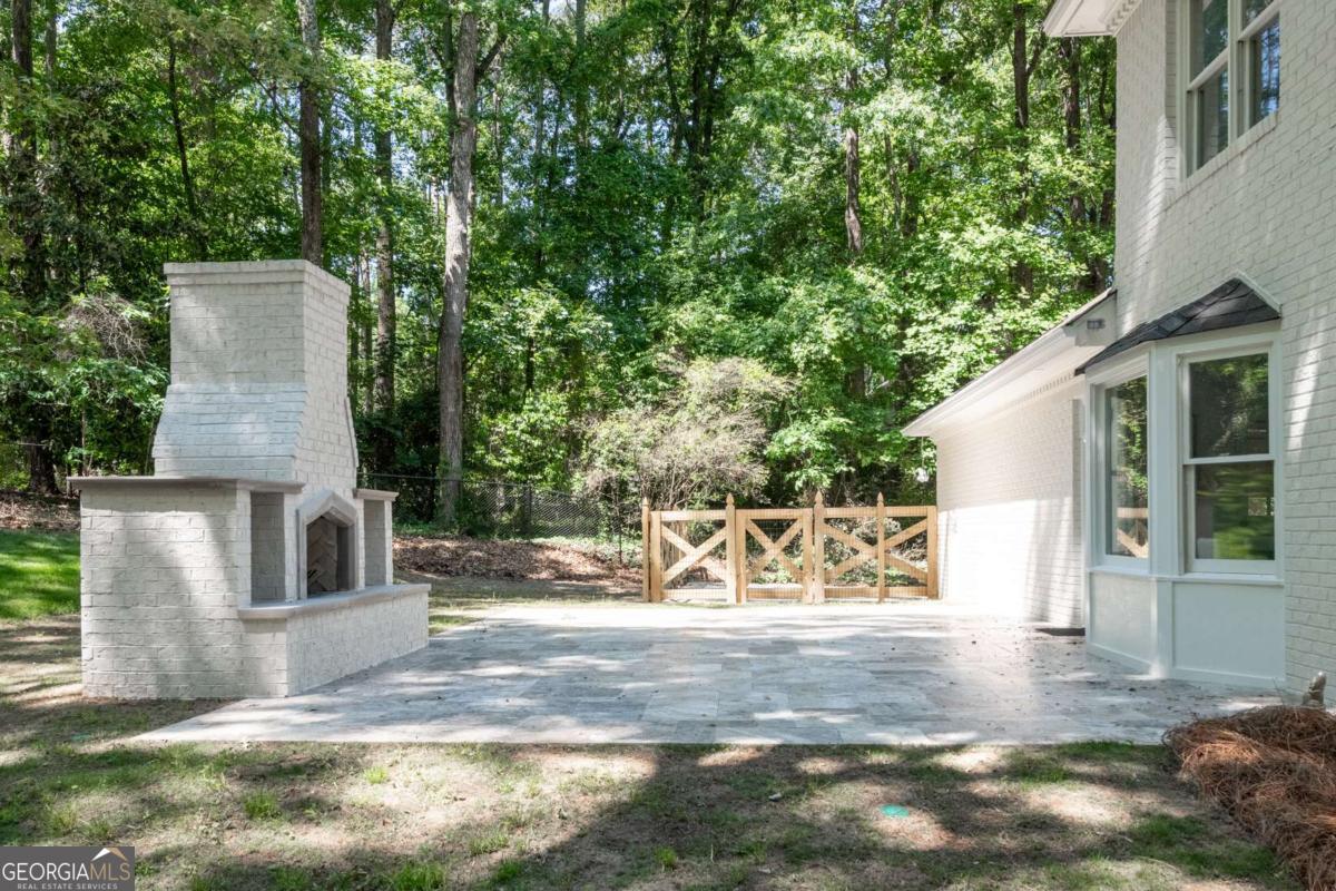 1080 Willow Bend Roswell GA 30075