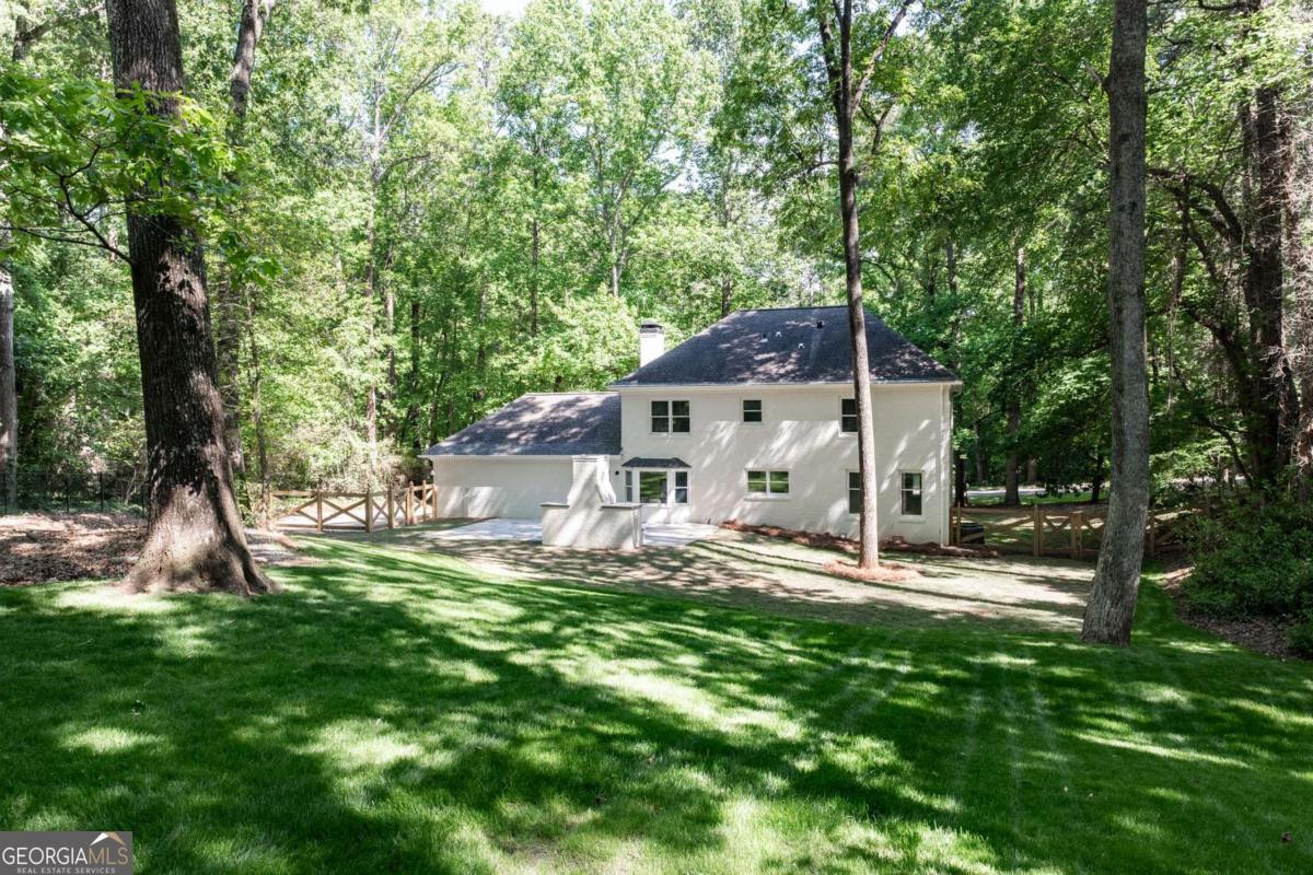 1080 Willow Bend Roswell GA 30075
