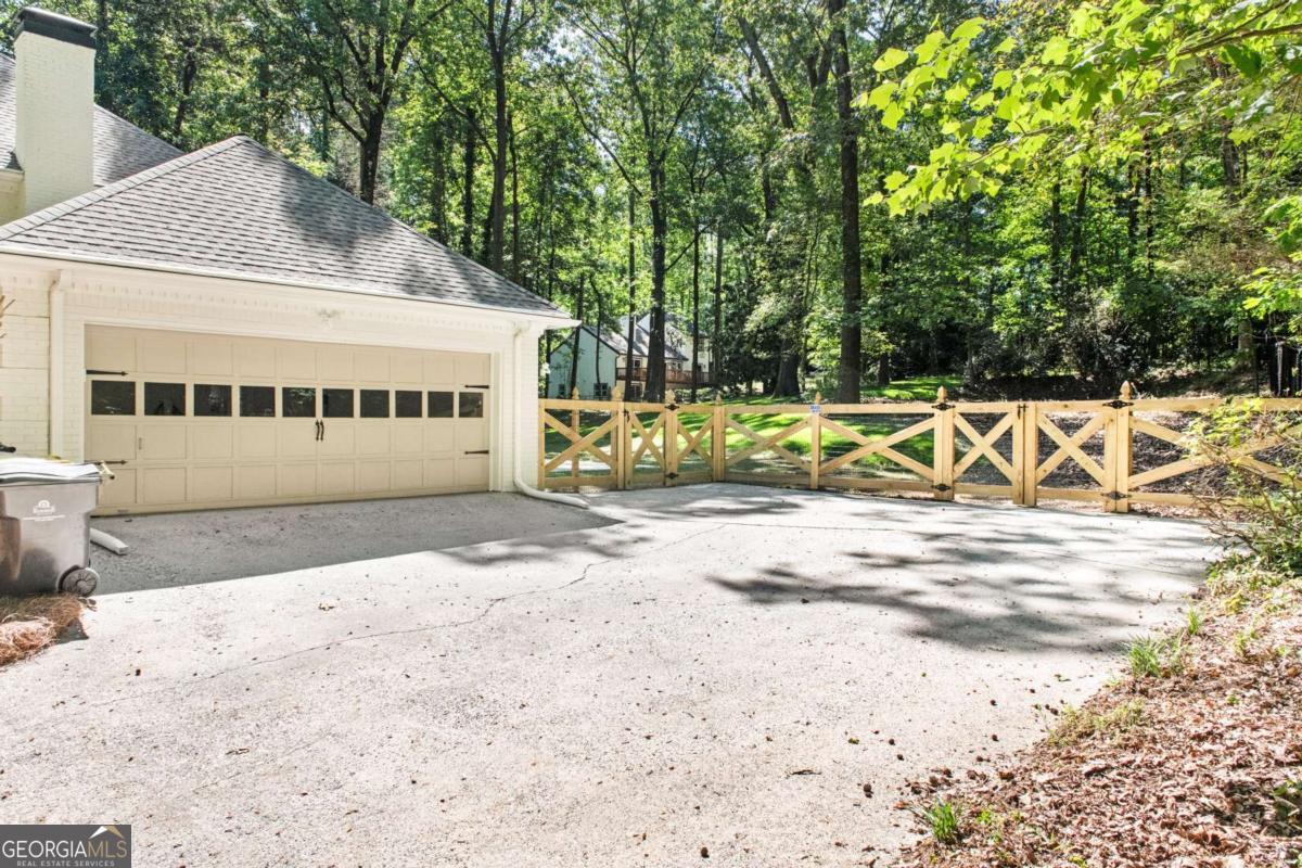 1080 Willow Bend Roswell GA 30075