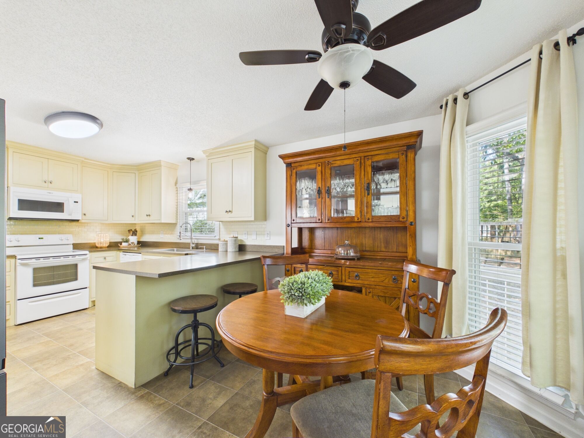459 Ashville Drive Macon GA 31210