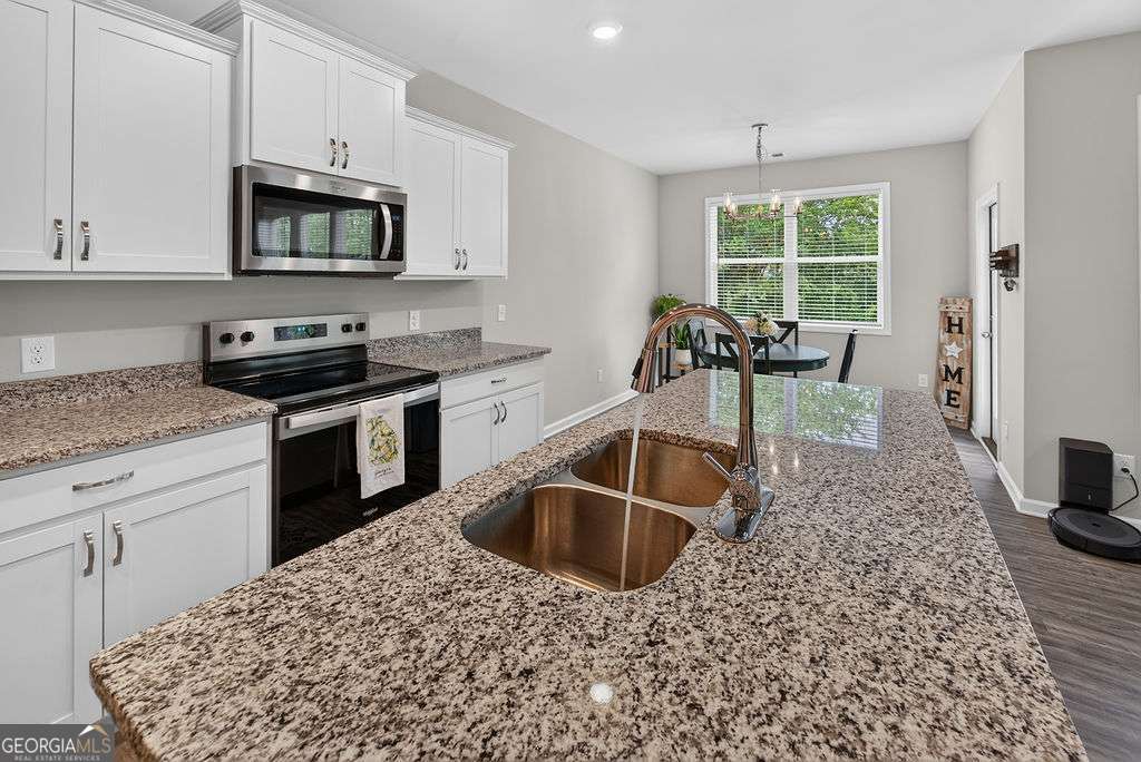 121 Mill Pond Lane Calhoun GA 30701