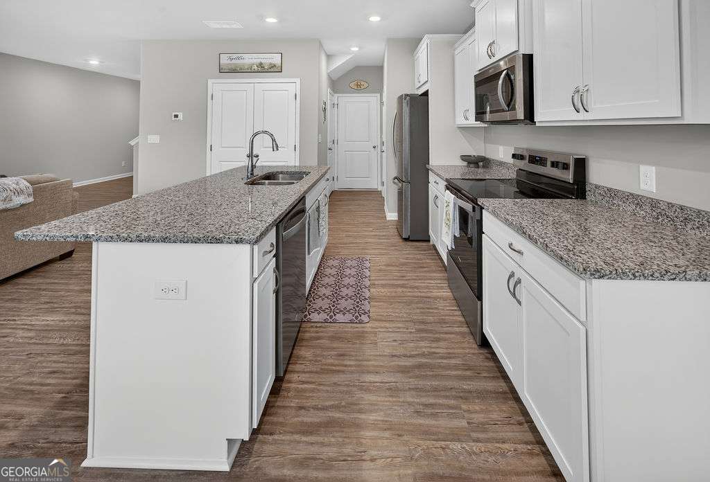 121 Mill Pond Lane Calhoun GA 30701