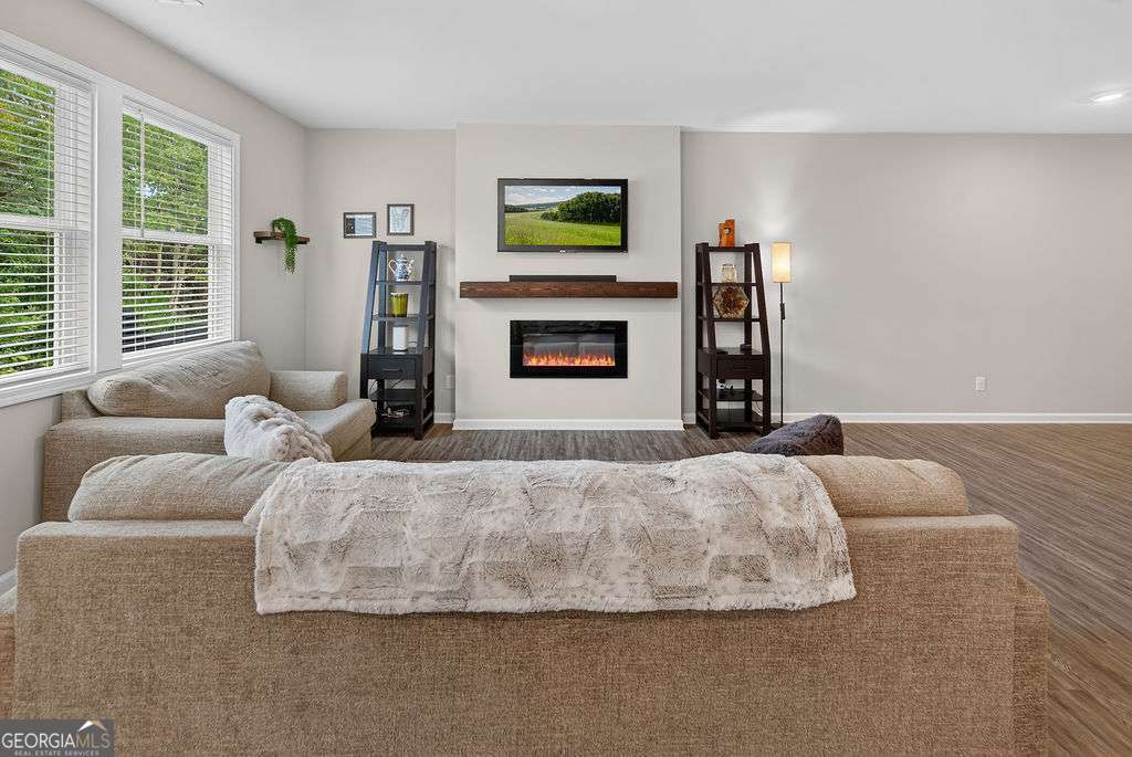 121 Mill Pond Lane Calhoun GA 30701
