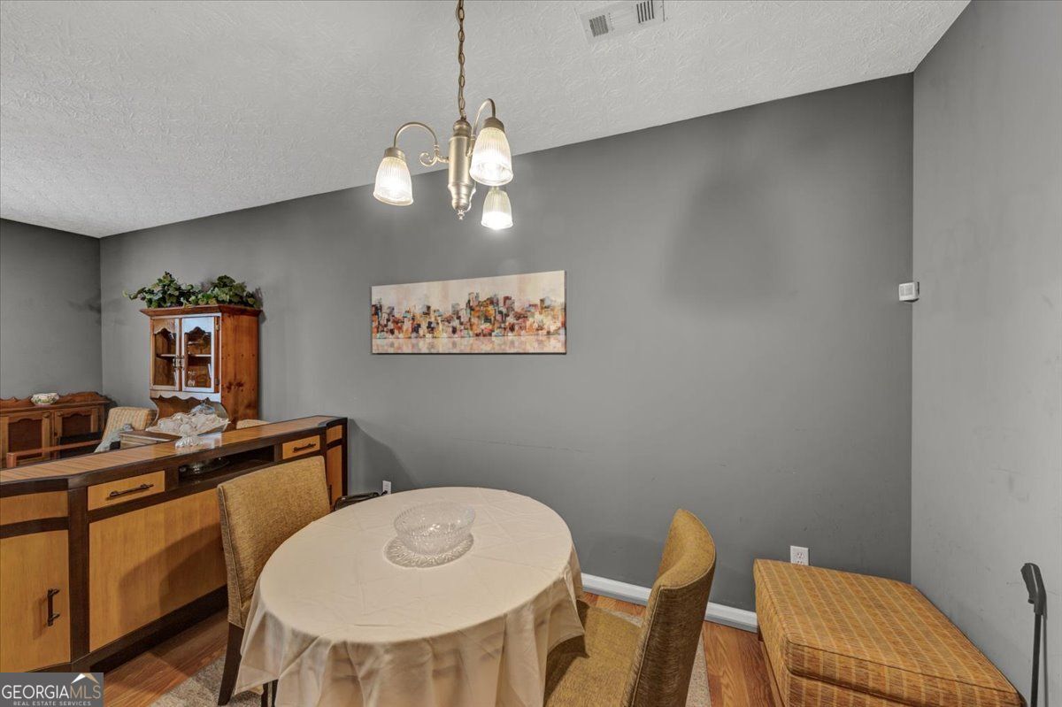 6888 Mountain Circle Riverdale GA 30274