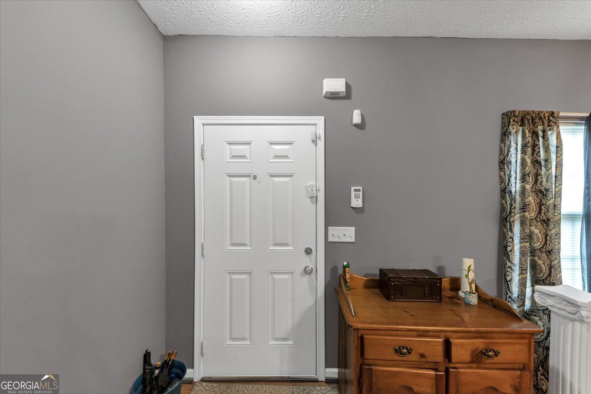 6888 Mountain Circle Riverdale GA 30274