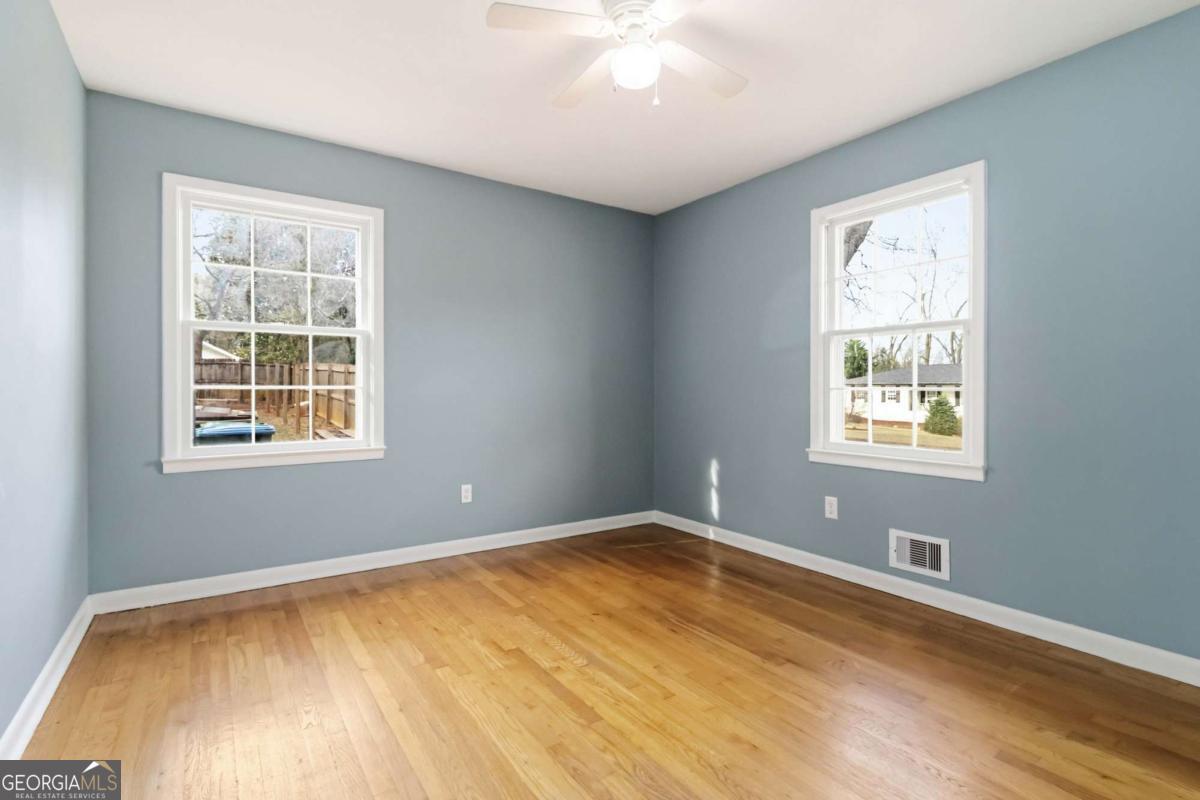 5524 Laurel Lane NW Lilburn GA 30047