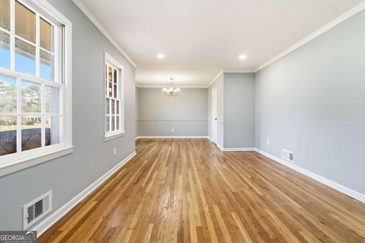 5524 Laurel Lane NW Lilburn GA 30047