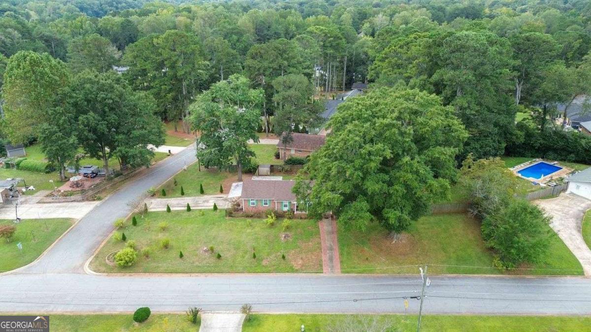 5524 Laurel Lane NW Lilburn GA 30047