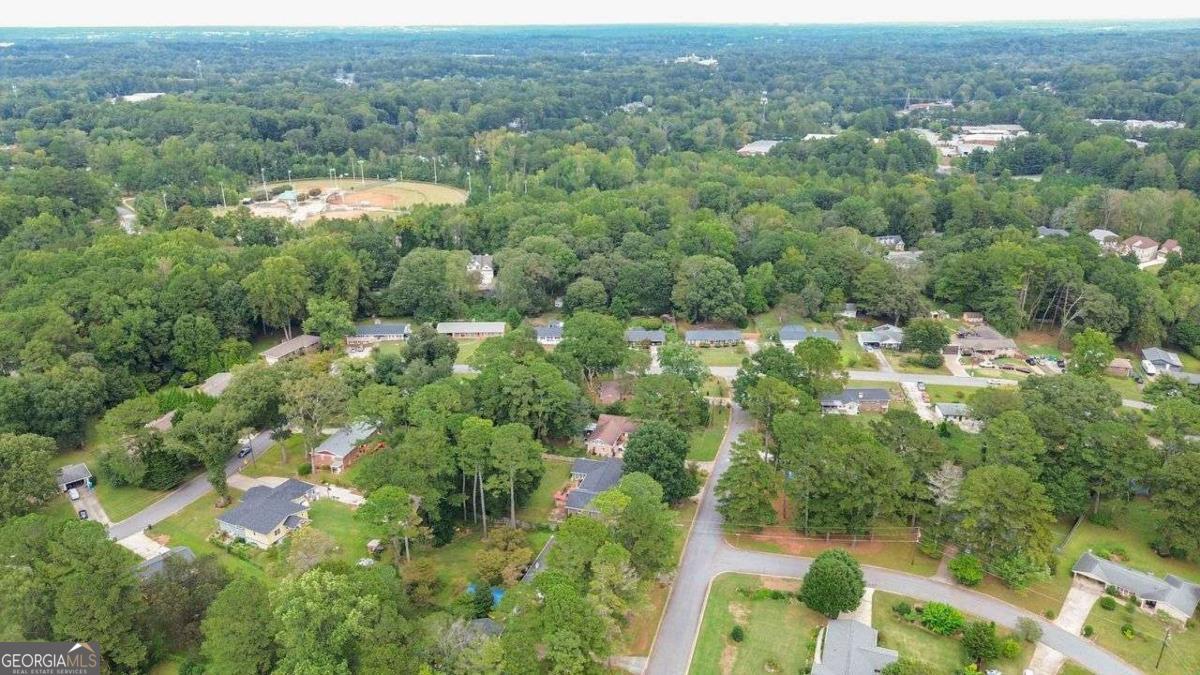 5524 Laurel Lane NW Lilburn GA 30047