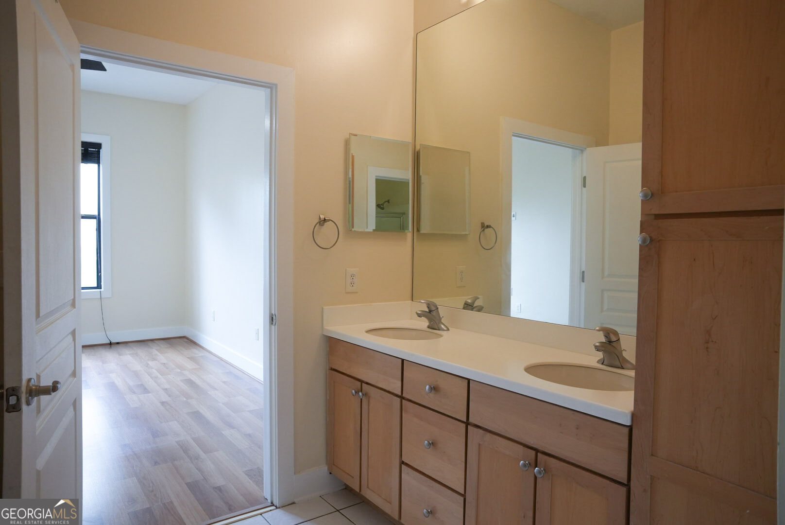 799 Hammond Drive Sandy Springs GA 30328