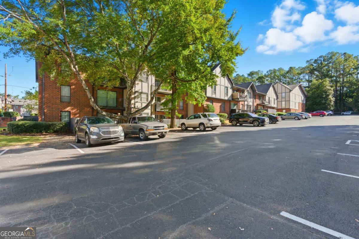 6851 Roswell Road Sandy Springs GA 30328