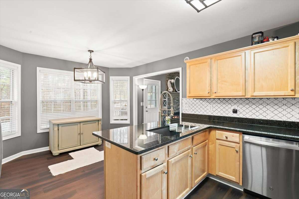 136 Harborside Drive Dallas GA 30132
