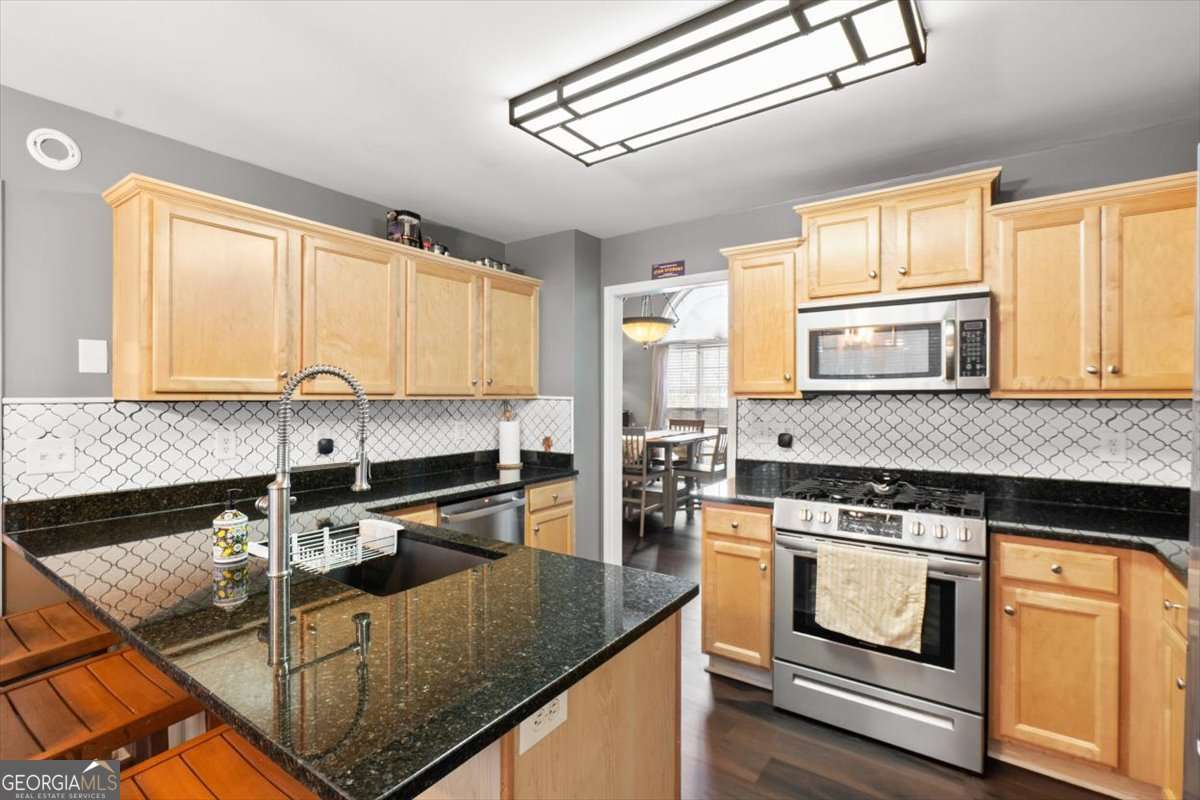 136 Harborside Drive Dallas GA 30132