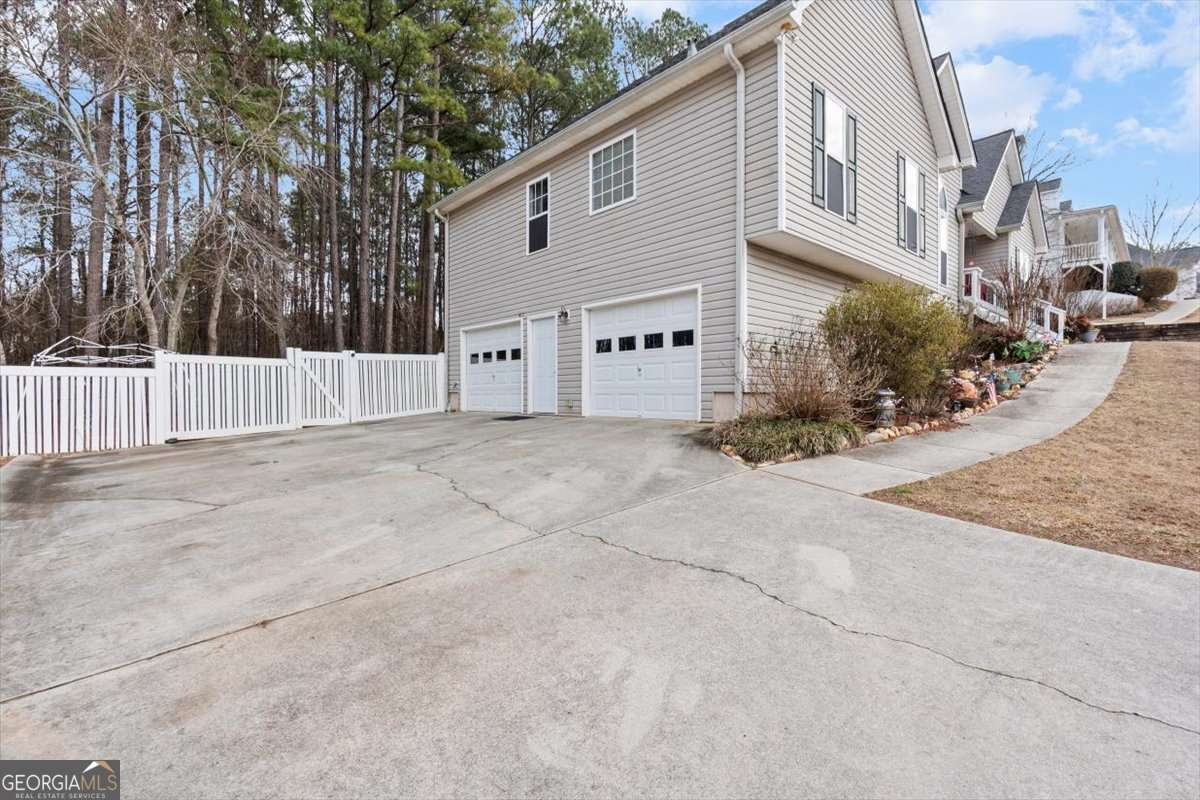 136 Harborside Drive Dallas GA 30132