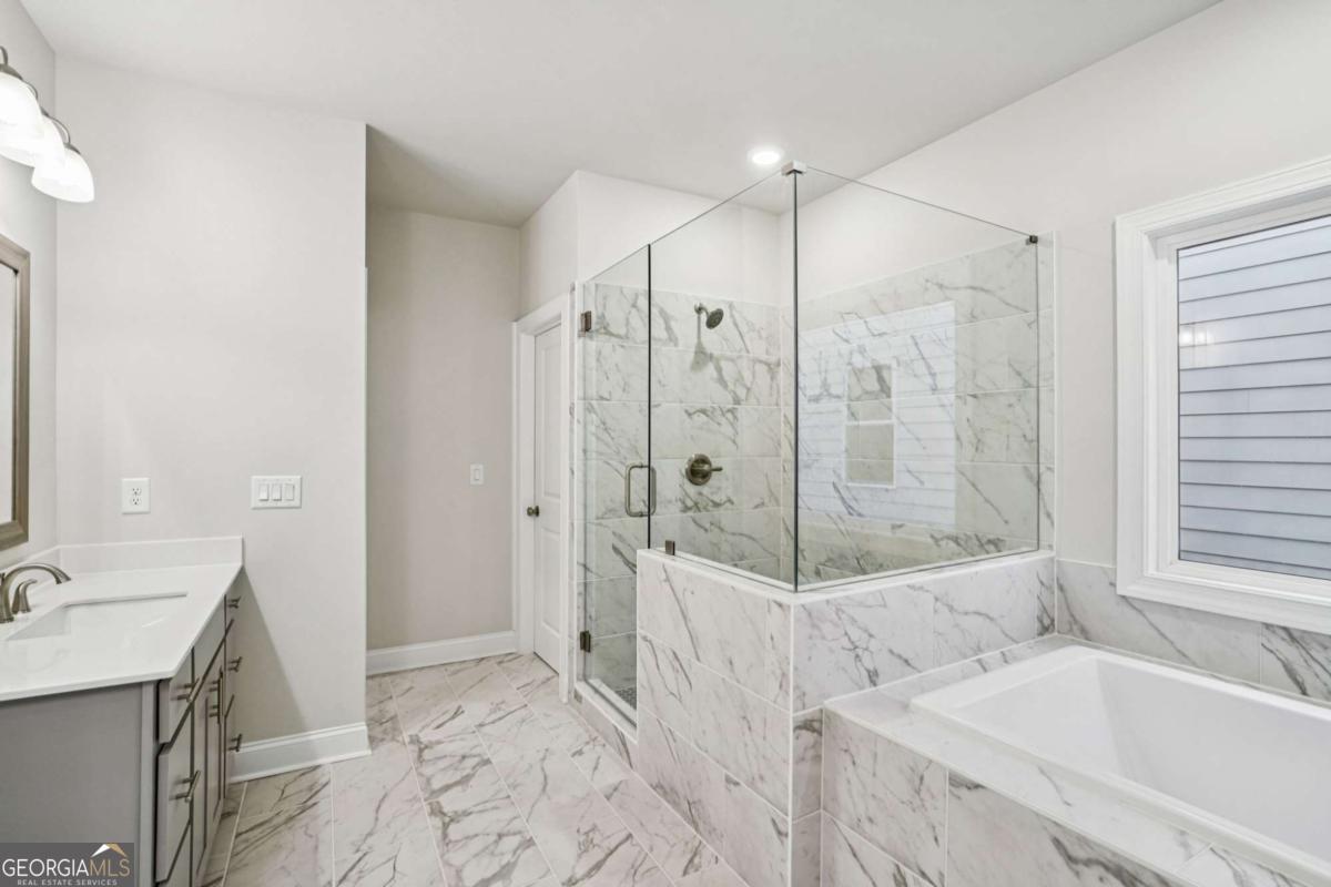 581 Beechwood Way Hoschton GA 30548