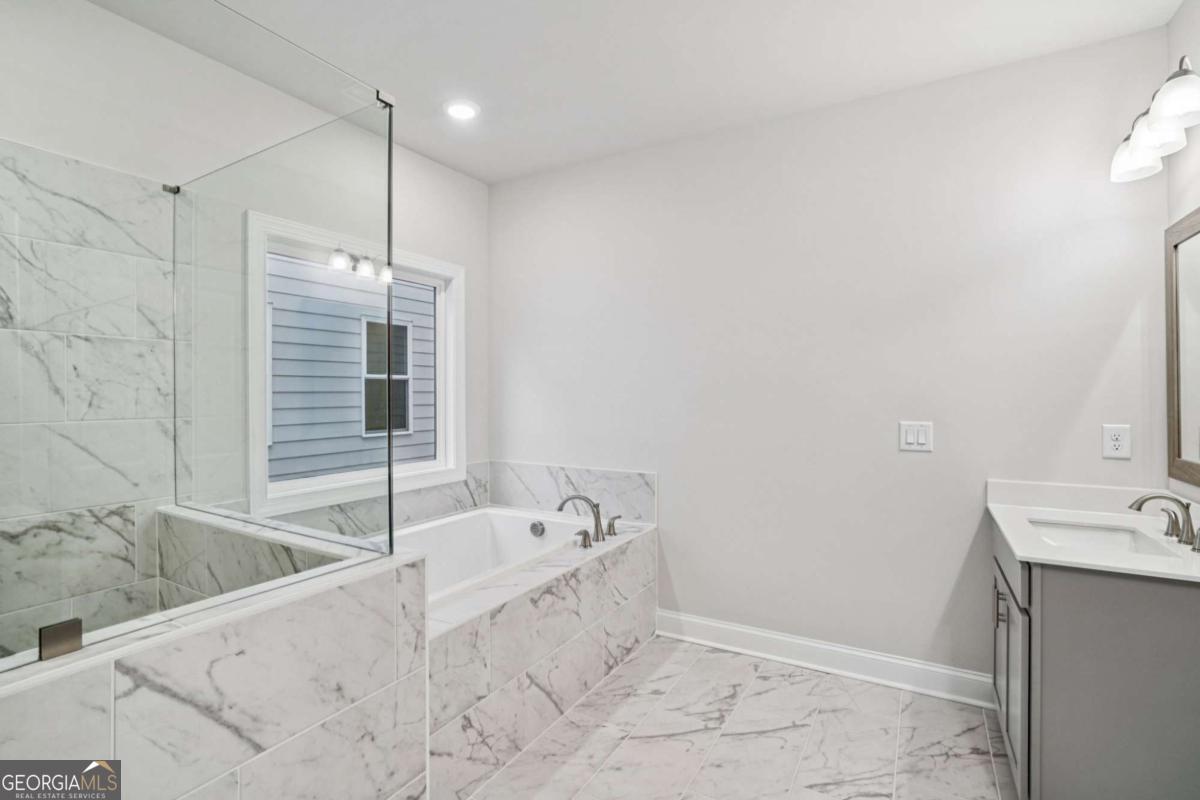 581 Beechwood Way Hoschton GA 30548
