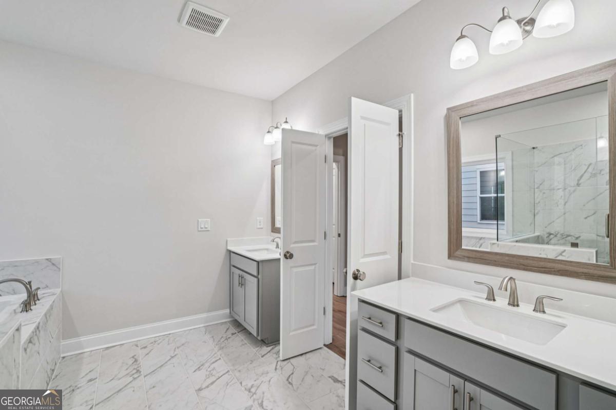 581 Beechwood Way Hoschton GA 30548