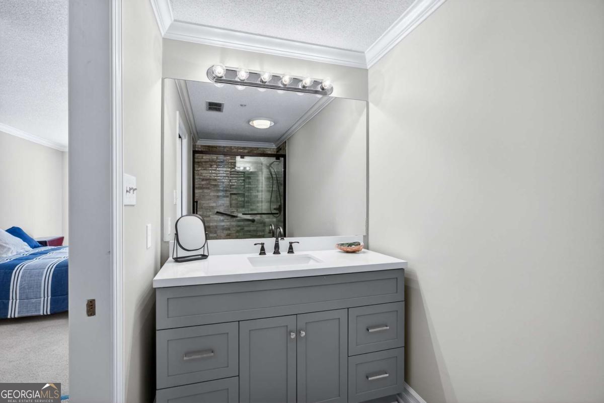 3005 River Drive Savannah GA 31404