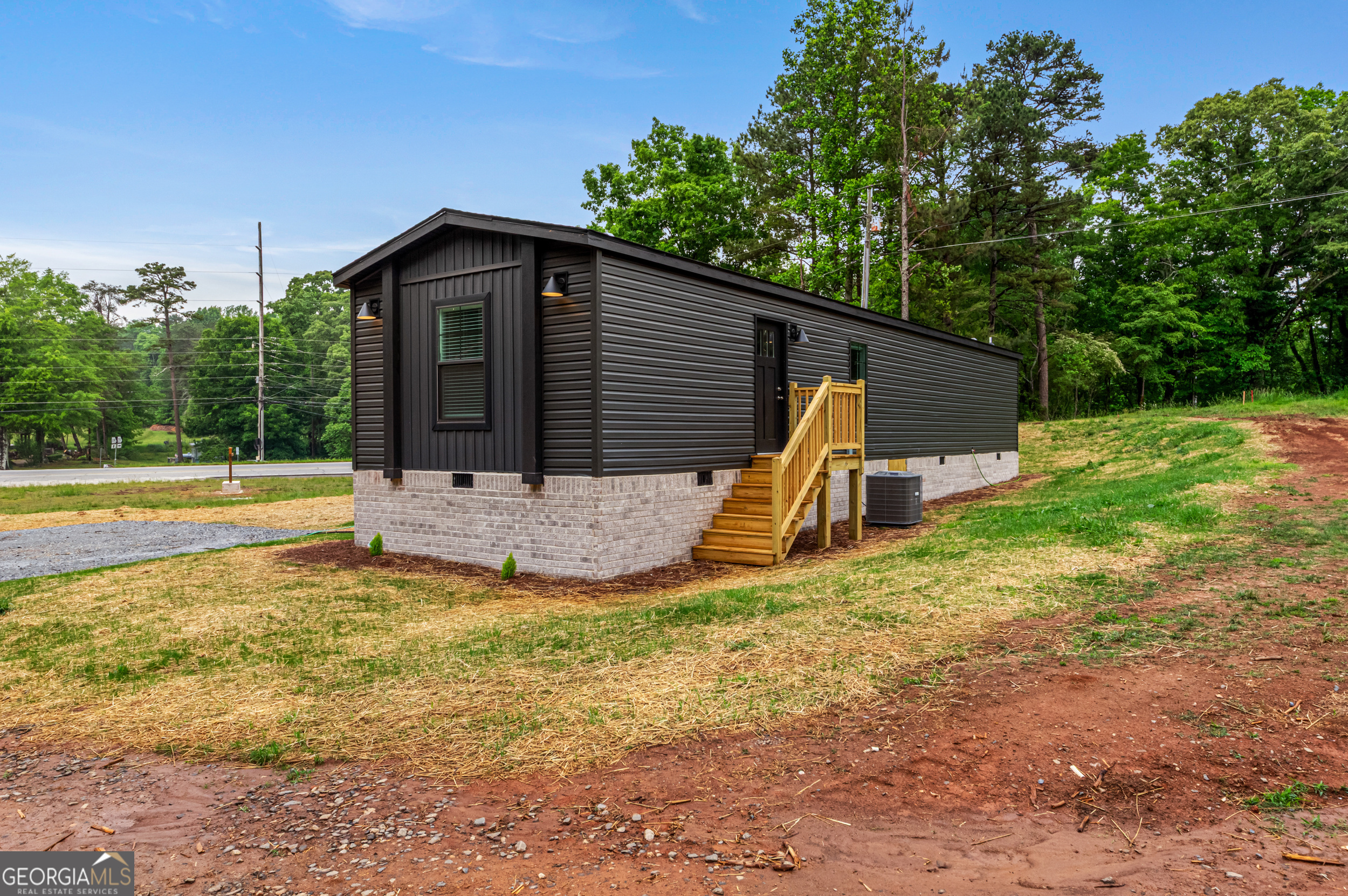 60 Bennys Drive Cleveland GA 30528