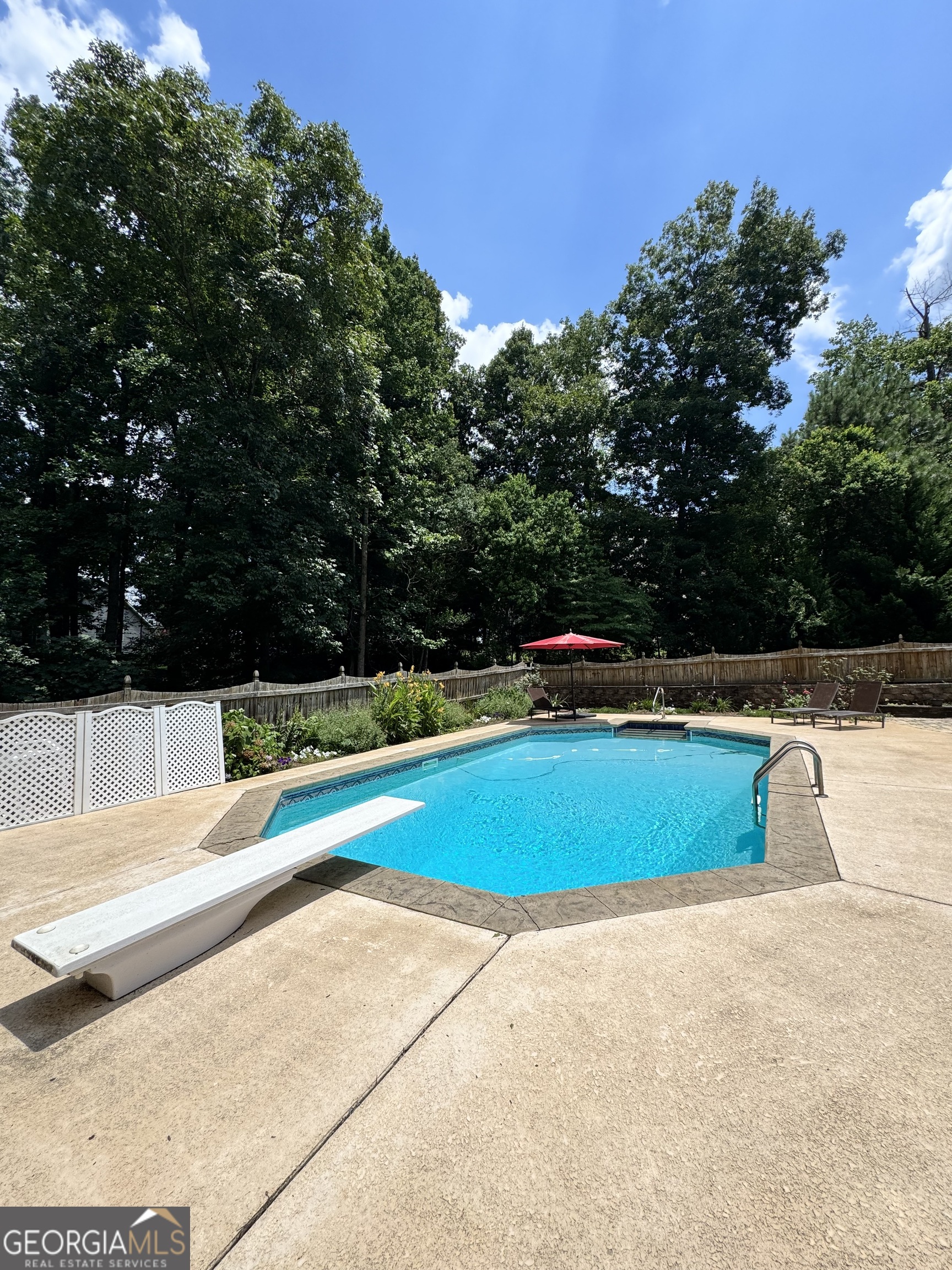 114 Overland Way Gray GA 31032