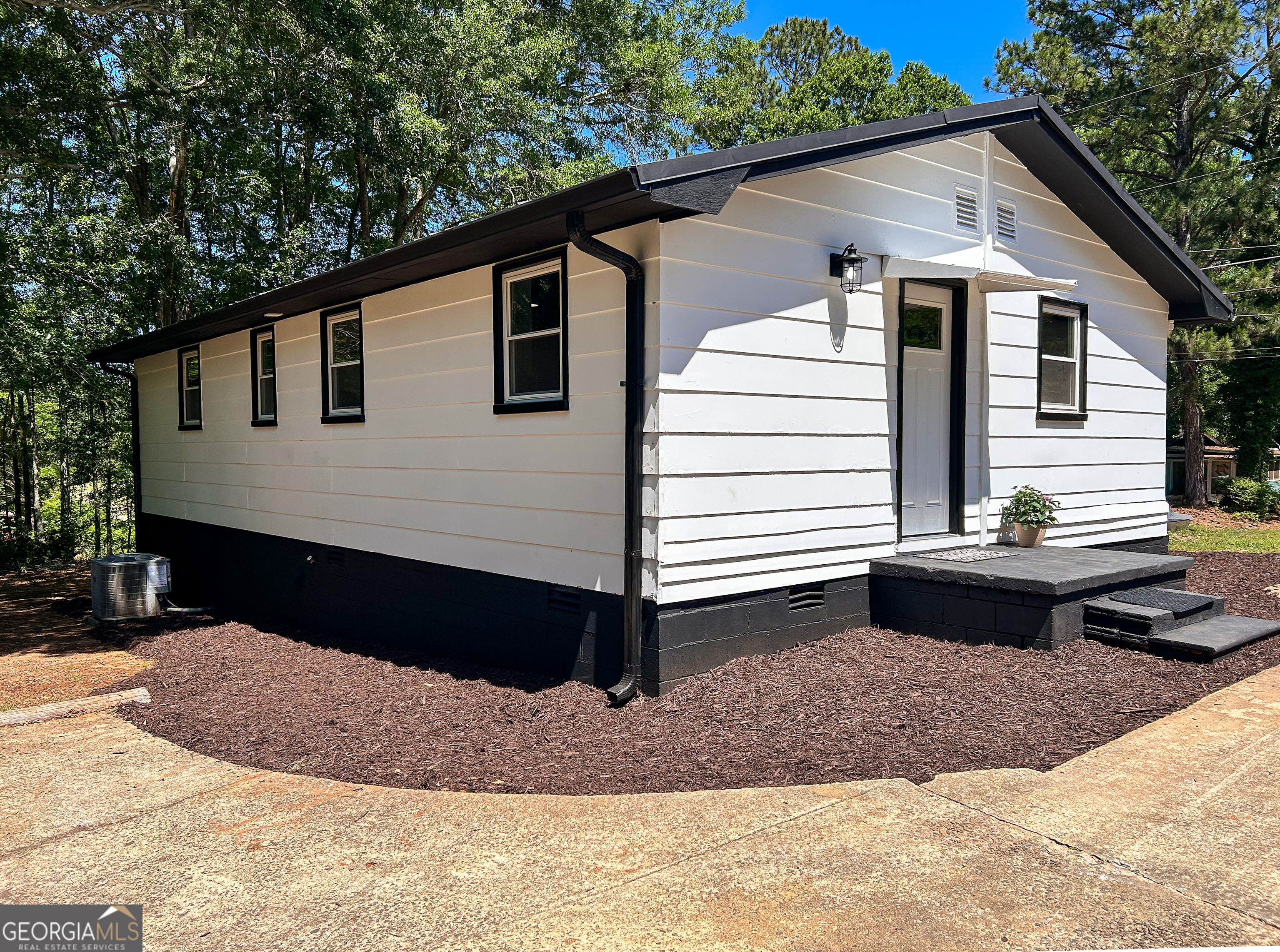 858 Clairmont Avenue Comer GA 30629