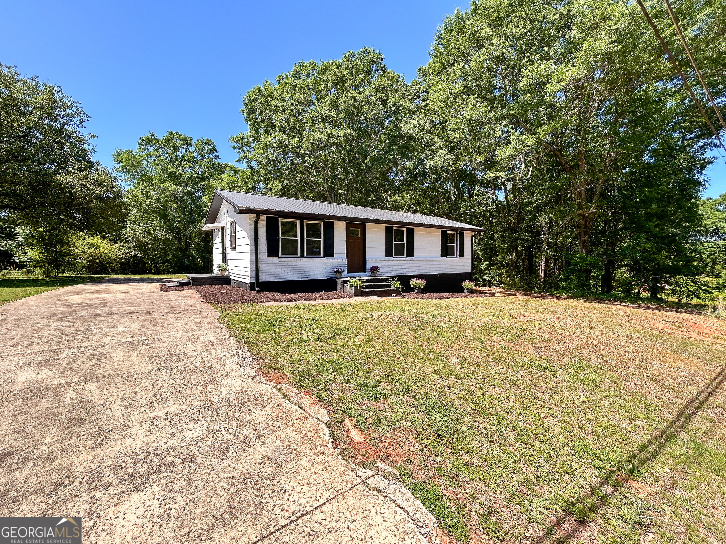858 Clairmont Avenue Comer GA 30629