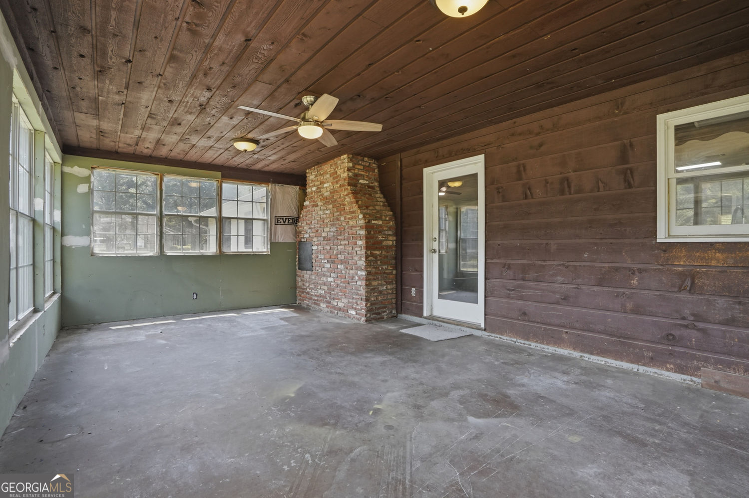 185 Deer Run Road Ellenwood GA 30294