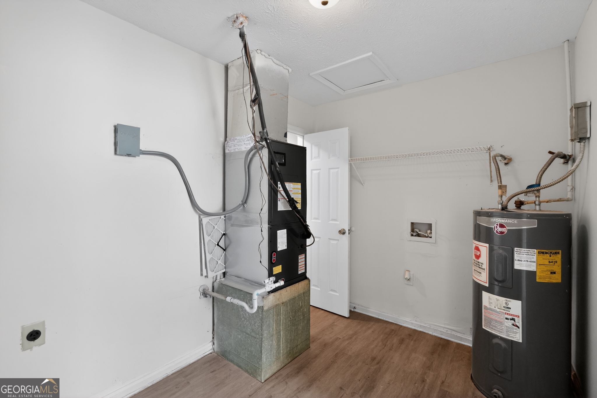 1264 Lori Ann Way Atlanta GA 30349