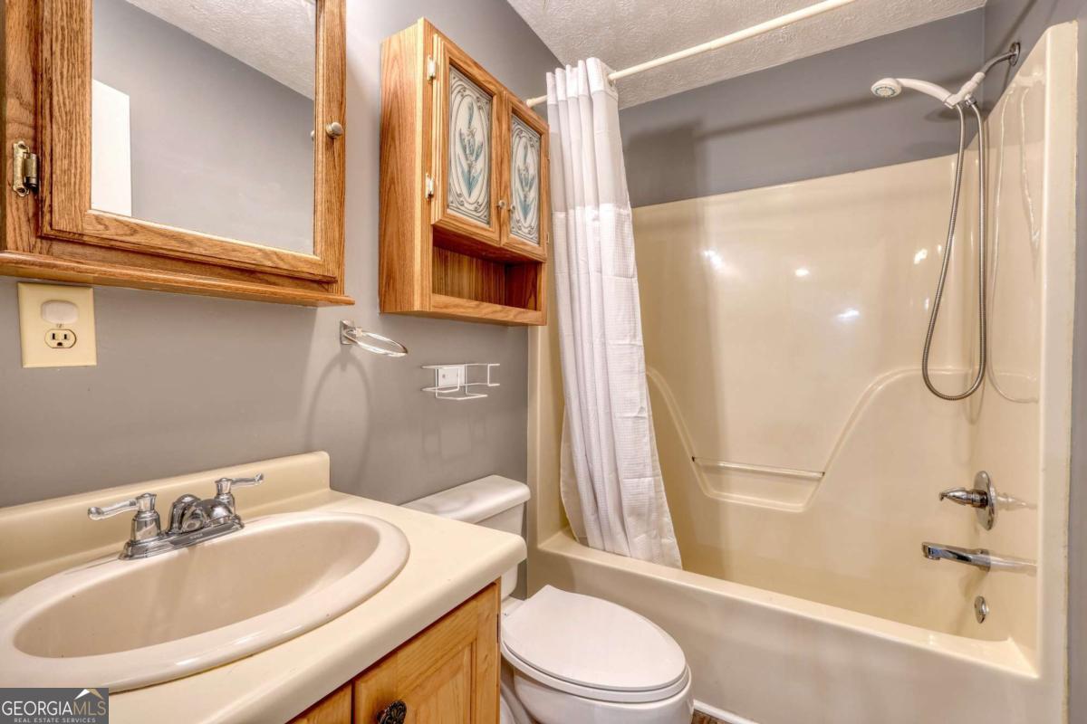 2276 Lovingood Road Hiawassee GA 30546