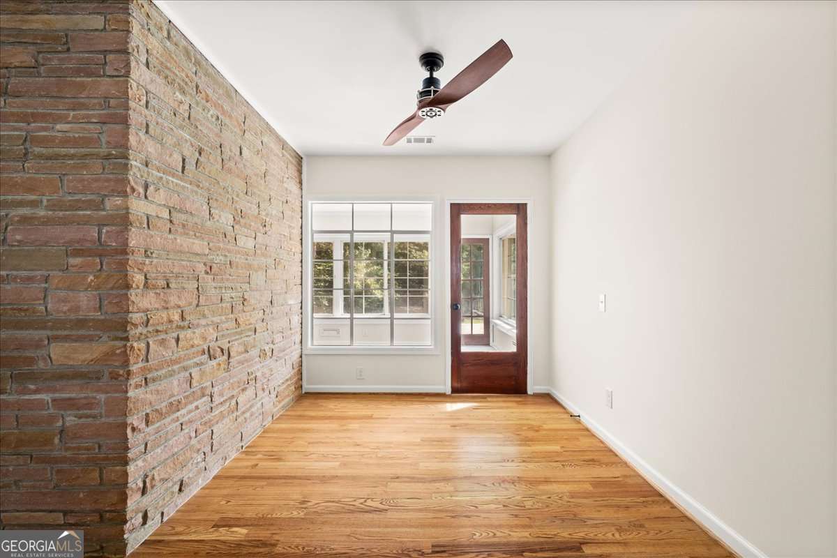 2410 Rugby Avenue Atlanta GA 30337