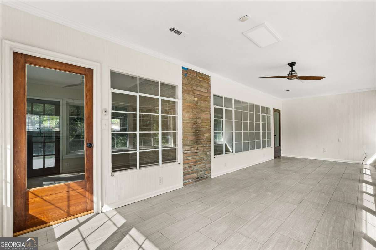 2410 Rugby Avenue Atlanta GA 30337