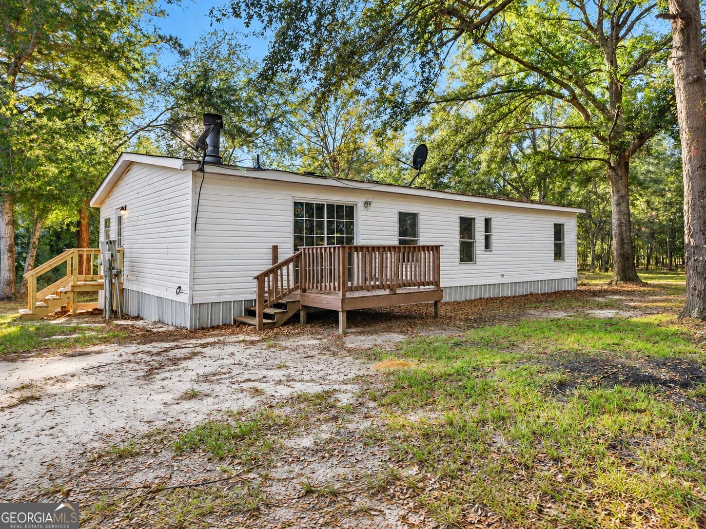 3593 B B Lane Millen GA 30442