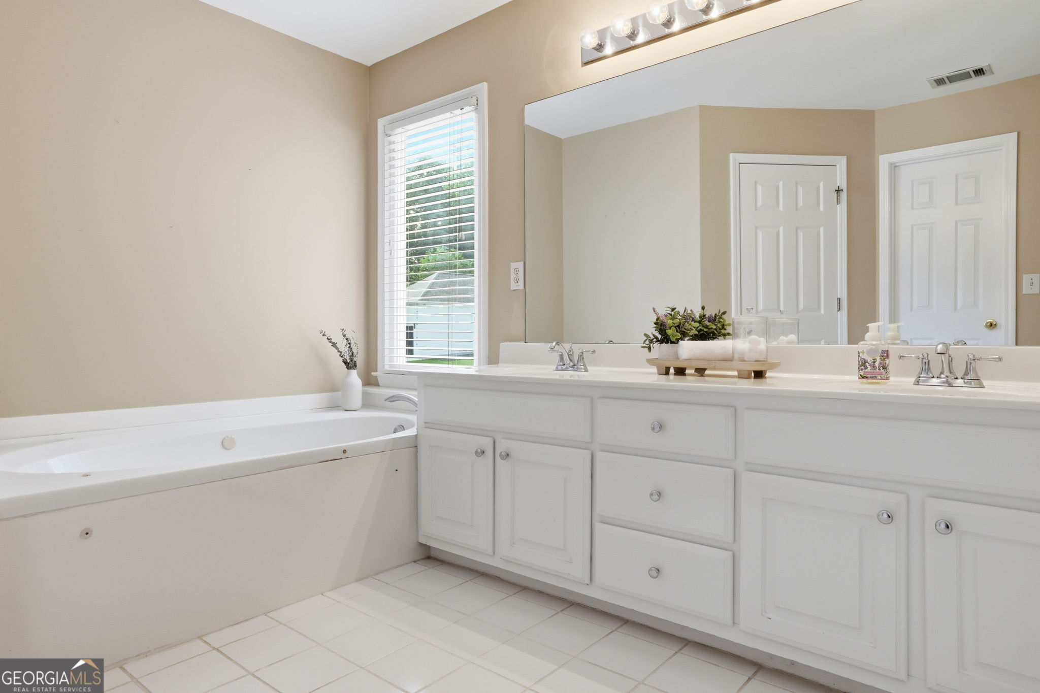 4085 Monroe Court Alpharetta GA 30004