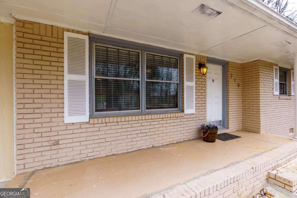 719 San Miguel Drive Stone Mountain GA 30083