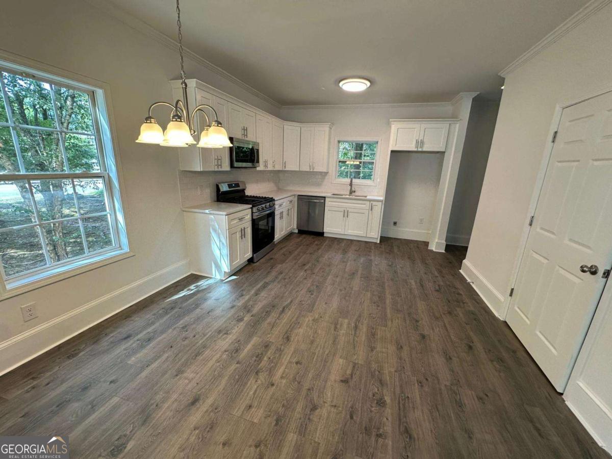 2417 Perry Boulevard NW Atlanta GA 30318