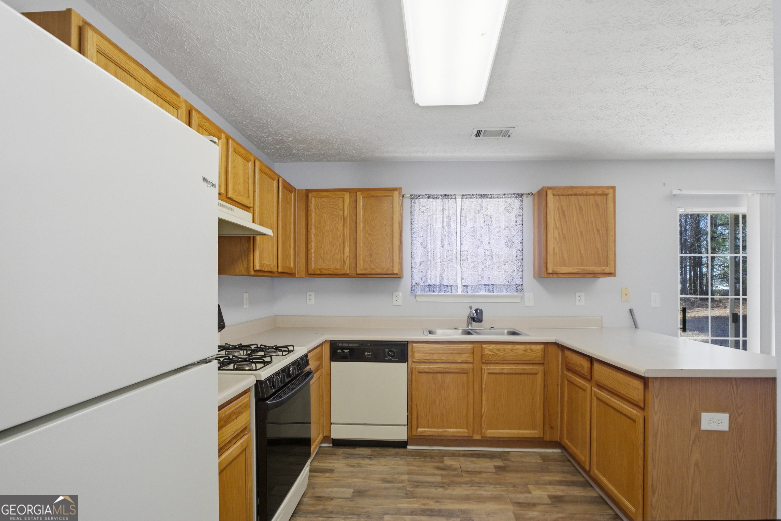 385 Registry Bluff Stone Mountain GA 30087