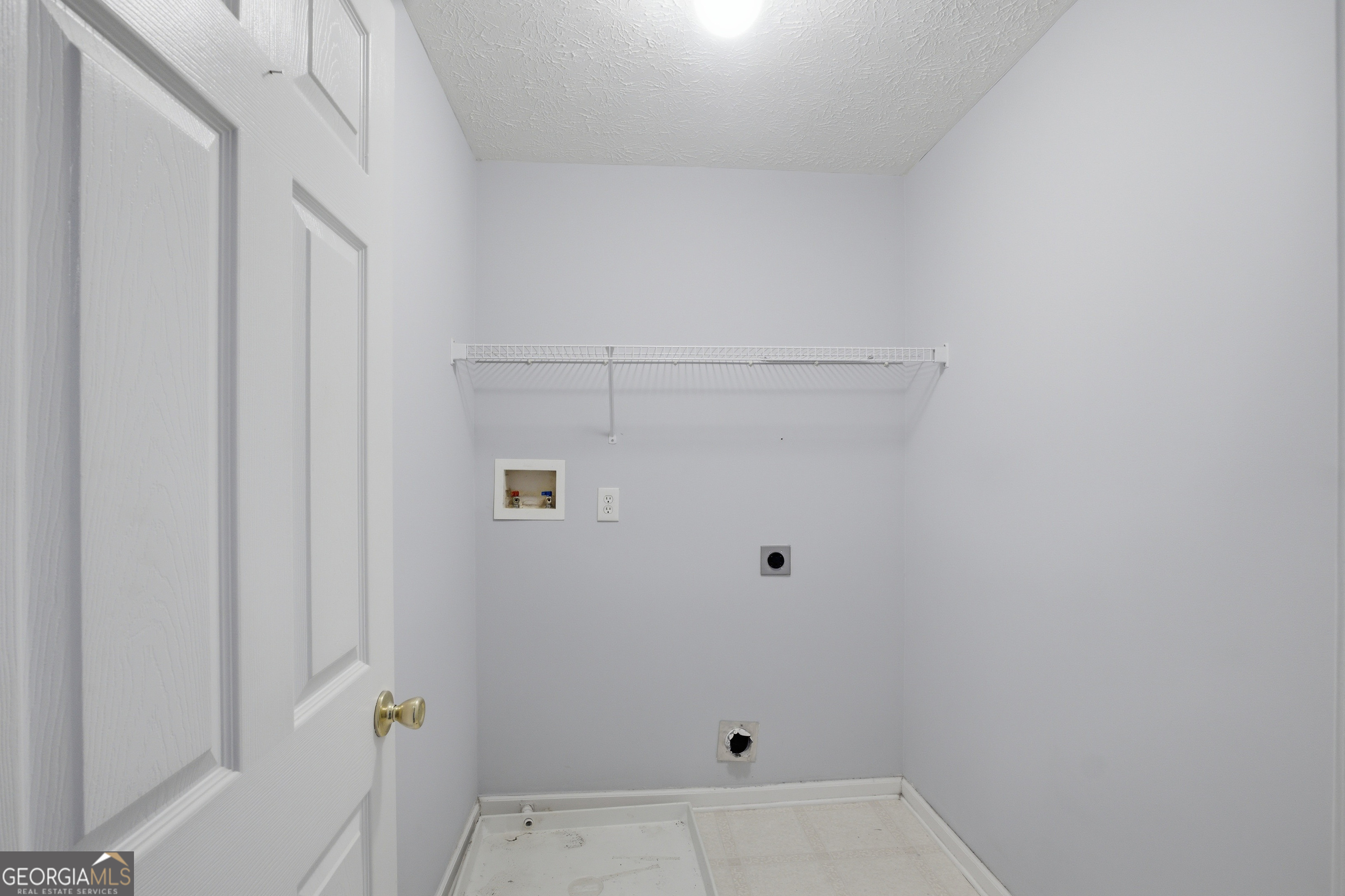 385 Registry Bluff Stone Mountain GA 30087