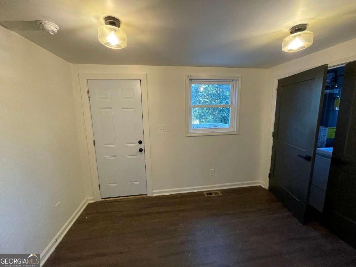 535 Walnut Street Hapeville GA 30354