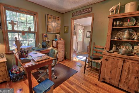 31 Creekside Lane Clayton GA 30525