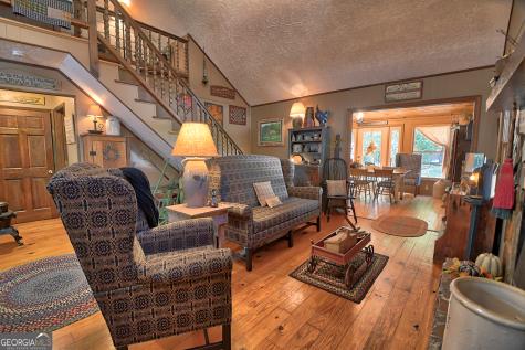 31 Creekside Lane Clayton GA 30525