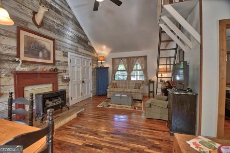 31 Creekside Lane Clayton GA 30525