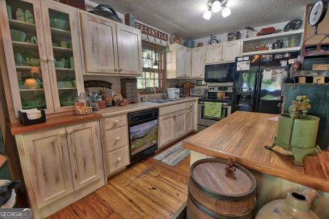 31 Creekside Lane Clayton GA 30525