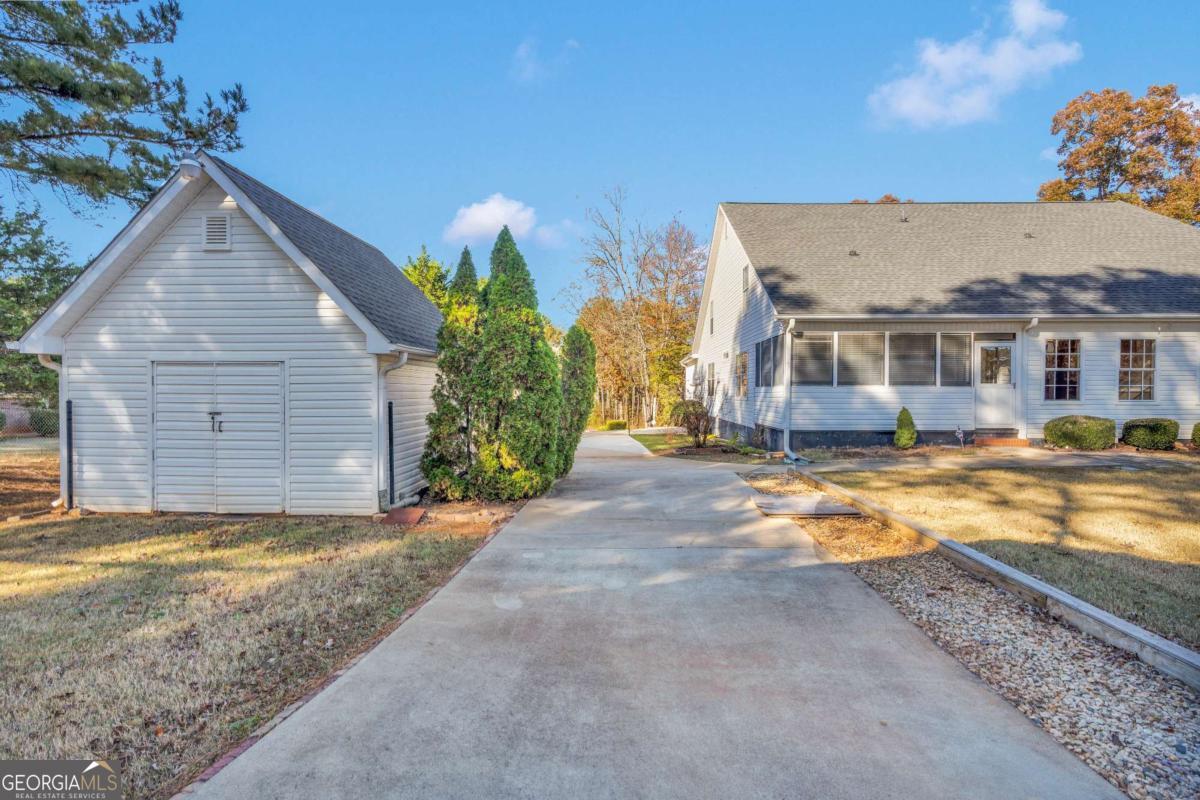 523 Barhams Ridge Drive Mcdonough GA 30252