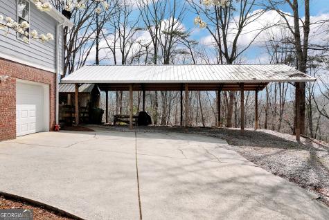 579 Willows Drive Cleveland GA 30528